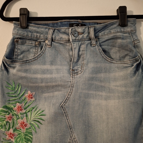 Earl Jeans Light Blue Denim Distressed Mini Skirt - Picture 2 of 8